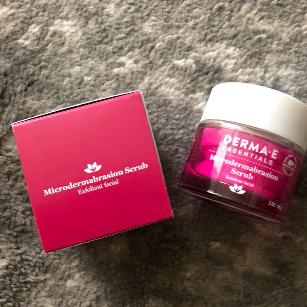 Derma E Essentials Microdermabrasion Scrub